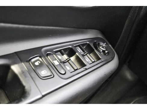 Used 2019 Jeep Renegade Altitude w/ Quick Order Package 2XM AWD/4WD image 20