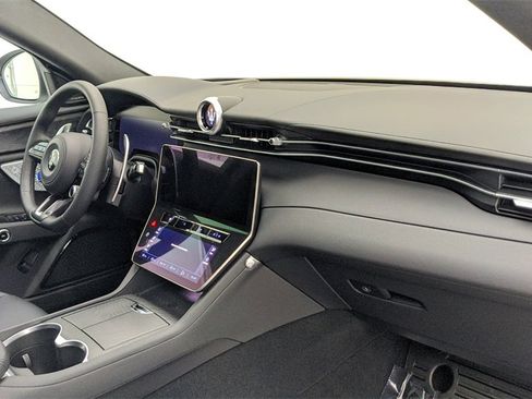 Used 2024 Maserati Grecale GT image 54