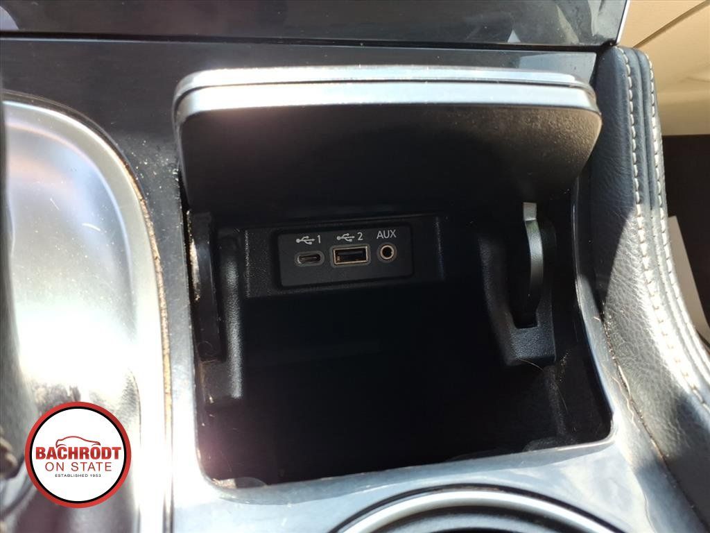 Used 2021 Nissan Maxima Platinum w/ Sport Mat Group FWD image 12