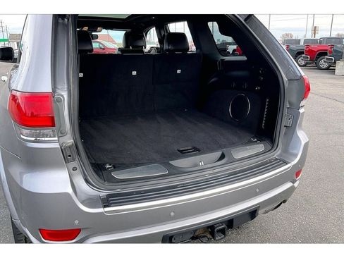 Used 2020 Jeep Grand Cherokee Overland image 11