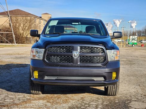 Used 2018 RAM 1500 Express AWD/4WD image 14