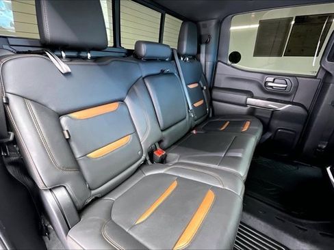 Used 2020 GMC Sierra 1500 AT4 w/ Off-Road Performance Package image 18