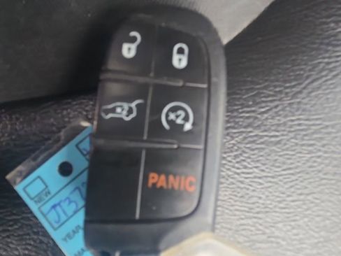 Used 2018 Jeep Compass Latitude w/ Popular Equipment Group AWD/4WD image 32