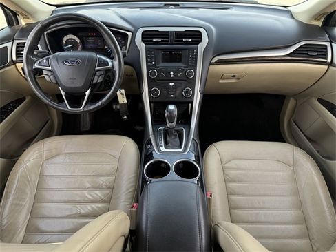 Used 2013 Ford Fusion SE image 10