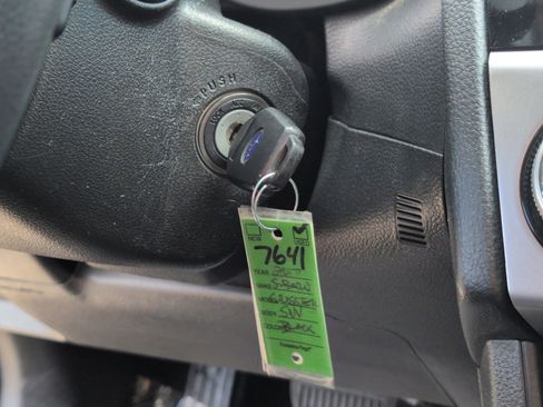 Used 2017 Subaru Crosstrek 2.0i Premium image 17