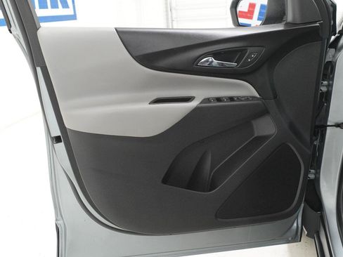 Used 2024 Chevrolet Equinox LS w/ Driver Confidence II Package FWD image 19