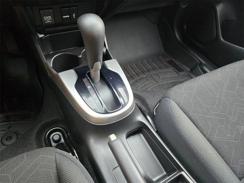 Used 2016 Honda Fit EX image 23