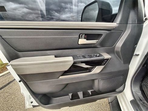 Used 2024 Toyota Tundra Limited image 21