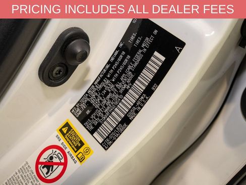 Used 2016 Toyota Highlander XLE FWD image 23