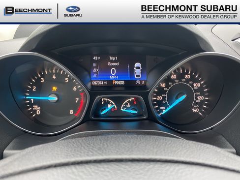 Used 2017 Ford Escape SE image 11