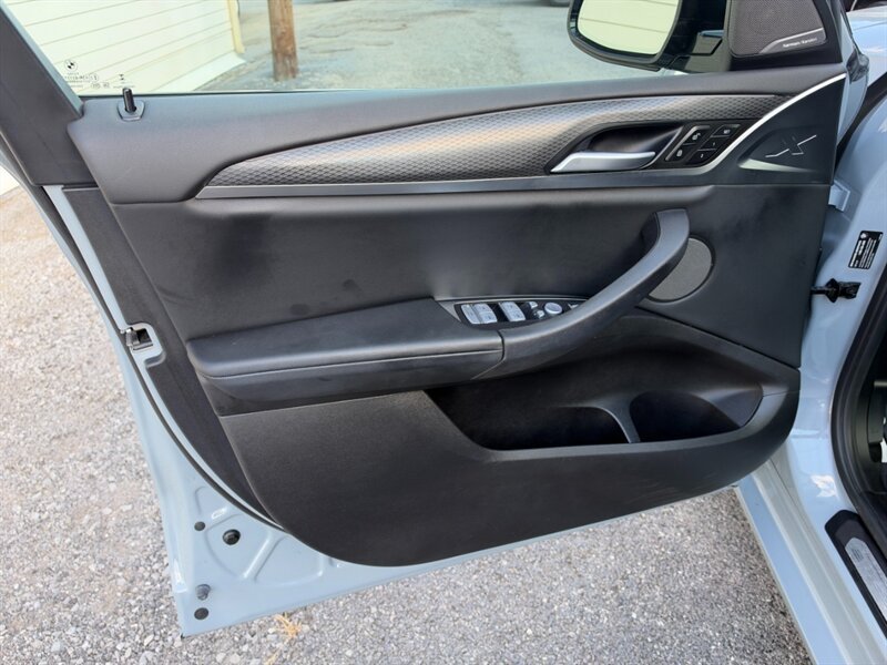 Used 2023 BMW X3 xDrive30i w/ M Sport Package AWD/4WD image 16