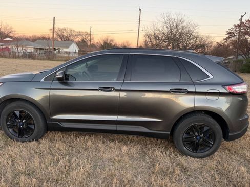 Used 2016 Ford Edge SEL w/ Equipment Group 201A image 8