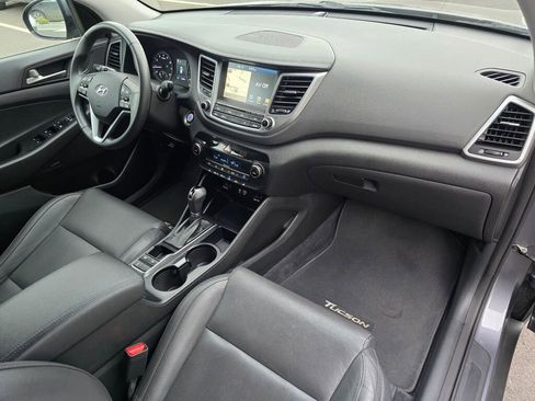 Used 2018 Hyundai Tucson SEL Plus image 16