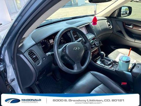 Used 2017 INFINITI QX50 AWD w/ Premium Plus Package image 8