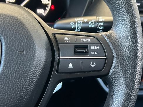 Used 2025 Honda HR-V LX image 26