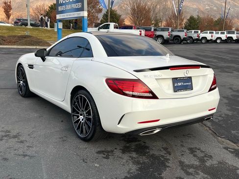 Used 2018 Mercedes-Benz SLC 300 image 12