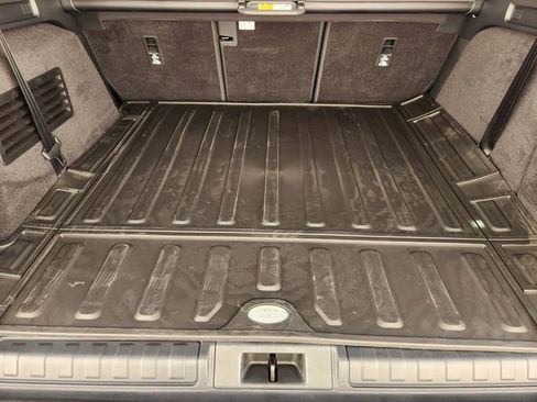 New 2026 Land Rover Discovery Limited Edition image 22