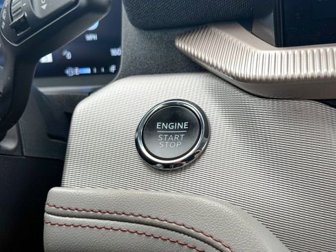 Certified 2025 Ford Explorer Active w/ Active Comfort Package image 27