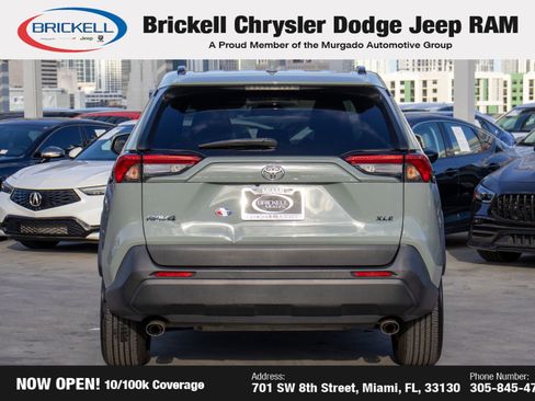 Used 2019 Toyota RAV4 XLE image 6