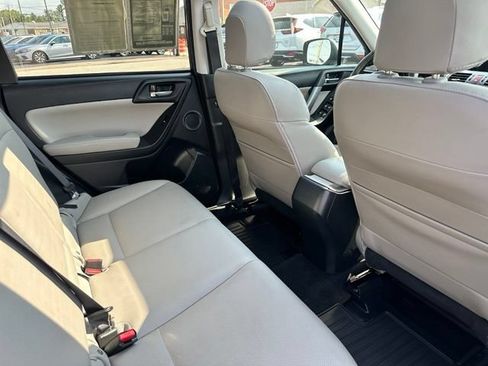 Used 2015 Subaru Forester 2.5i Touring w/ Protection Package #2 AWD/4WD image 23