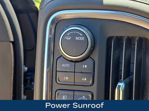 Used 2022 Chevrolet Silverado 1500 LTZ w/ LTZ Premium Package AWD/4WD image 9