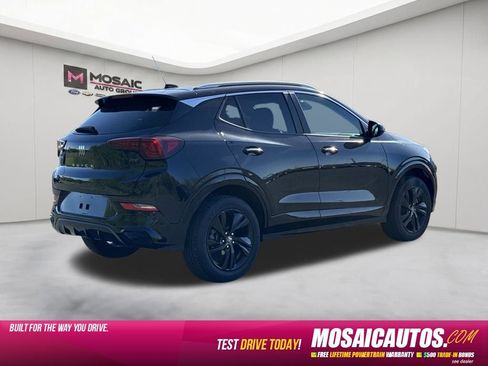 Used 2024 Buick Encore GX Sport Touring AWD/4WD image 7