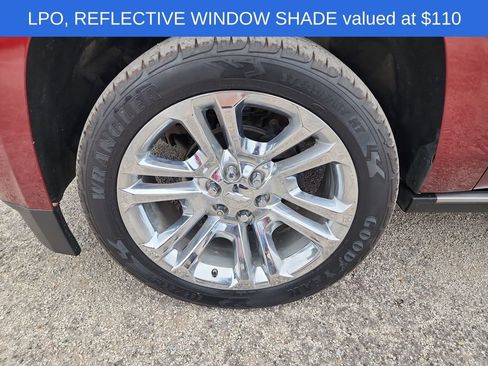 Used 2020 Chevrolet Suburban Premier w/ Premier Plus Edition image 11