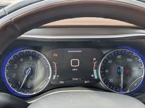 Used 2019 Chrysler Pacifica Limited w/ Tire & Wheel Group image 26