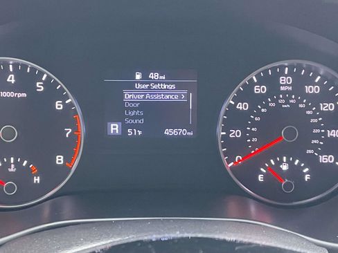 Used 2021 Kia Sportage LX image 12