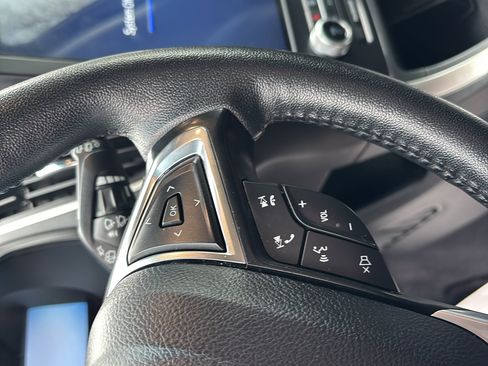 Used 2024 Ford Edge SEL image 15