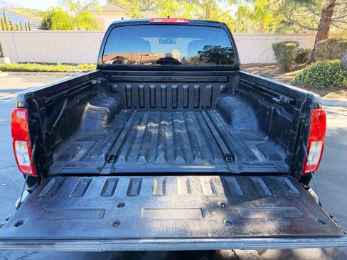 Used 2006 Nissan Frontier SE w/ (P01) Power Pkg image 30