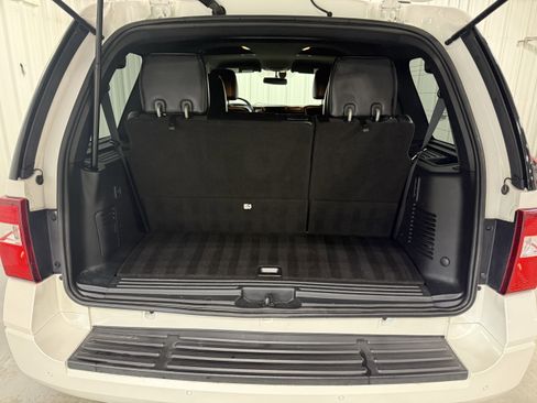 Used 2016 Ford Expedition Limited image 7