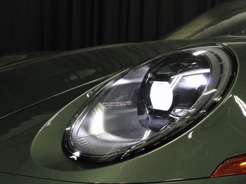 Certified 2021 Porsche 911 Targa 4S image 15