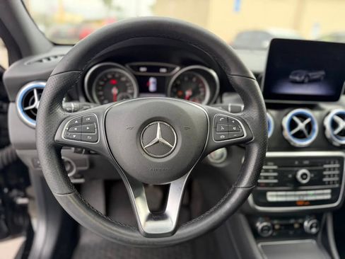 Used 2019 Mercedes-Benz GLA 250 image 47