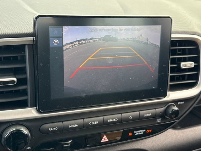 Used 2024 Hyundai Venue SEL FWD image 29