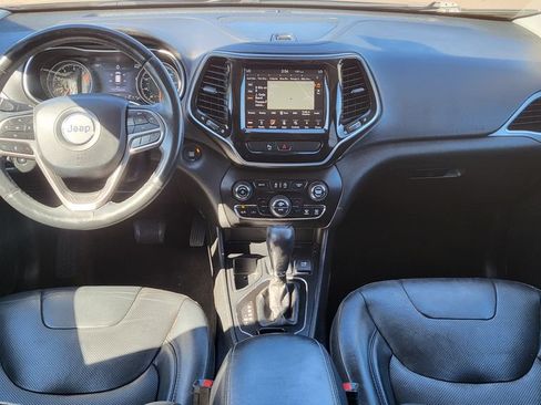Used 2019 Jeep Cherokee Limited FWD image 30