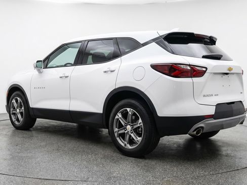 Used 2025 Chevrolet Blazer LT FWD image 6
