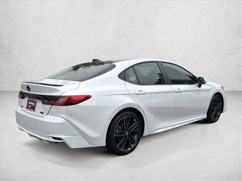 Used 2026 Toyota Camry XSE image 4