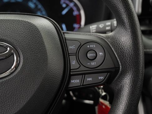 Used 2025 Toyota RAV4 LE image 35