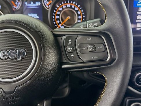 Used 2025 Jeep Wrangler Sport S image 14
