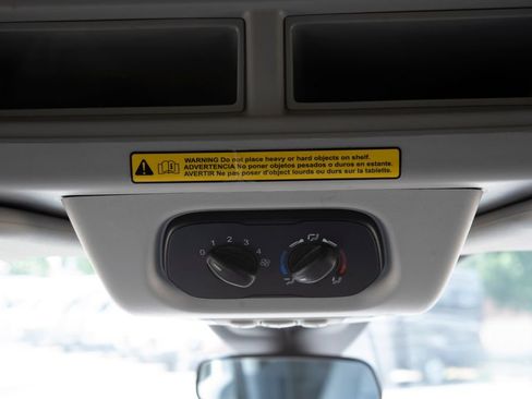 Used 2017 Ford Transit 350 XL RWD image 30