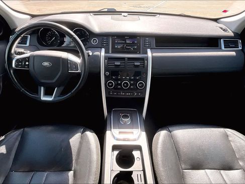 Used 2016 Land Rover Discovery Sport HSE AWD/4WD image 9