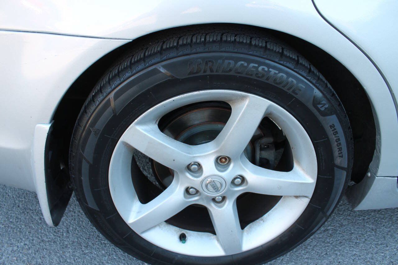 Used 2005 Nissan Altima 3.5 SE w/ (X02) Navigation Pkg FWD image 39