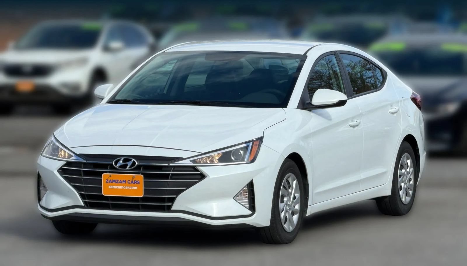 Used 2019 Hyundai Elantra SE w/ Cargo Package FWD image 3
