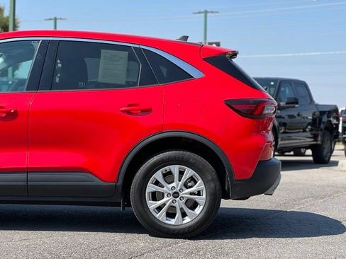 Used 2024 Ford Escape Active AWD/4WD image 5