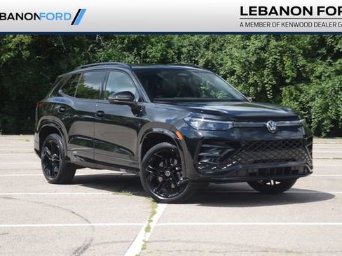Used 2025 Volkswagen Tiguan SE R-Line AWD/4WD image 1
