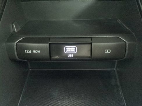 Used 2021 Kia Telluride S FWD image 27
