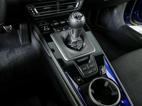 Used 2023 Porsche 911 Carrera T image 18