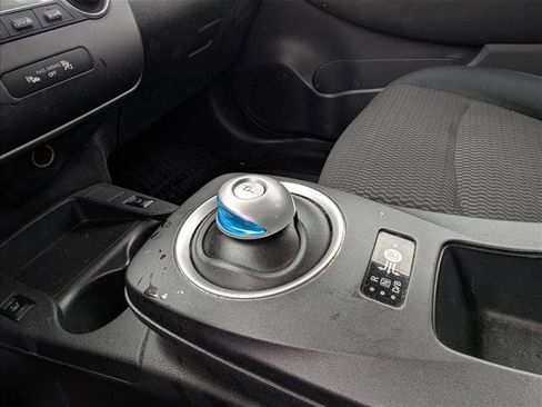 Used 2015 Nissan Leaf S w/ Charge Package image 12