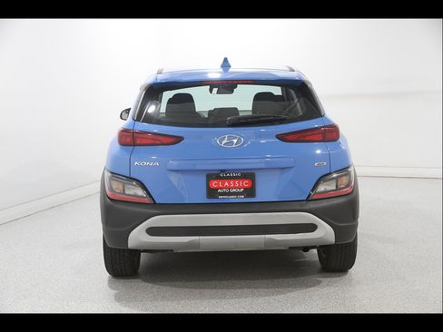 Certified 2022 Hyundai Kona SE AWD/4WD image 20